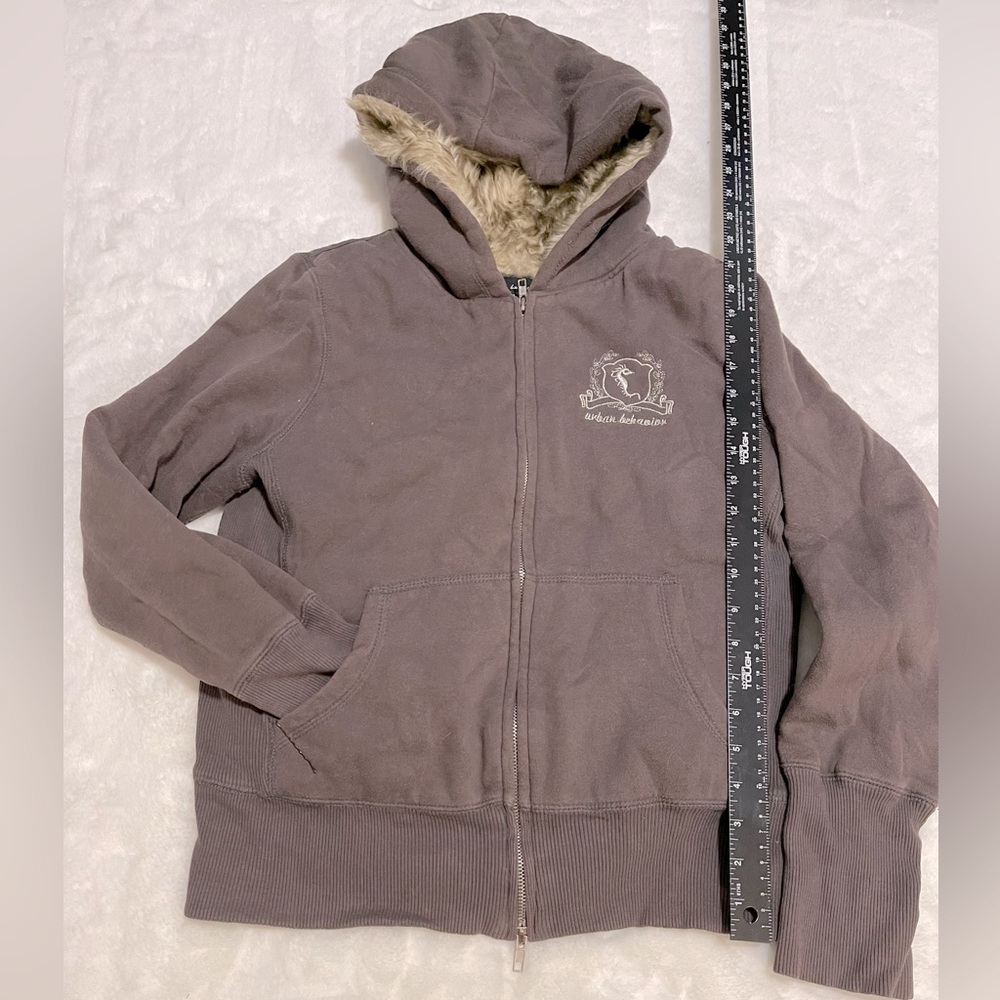 Urban Behaviour- L - brownish Tan - faux fur- warm